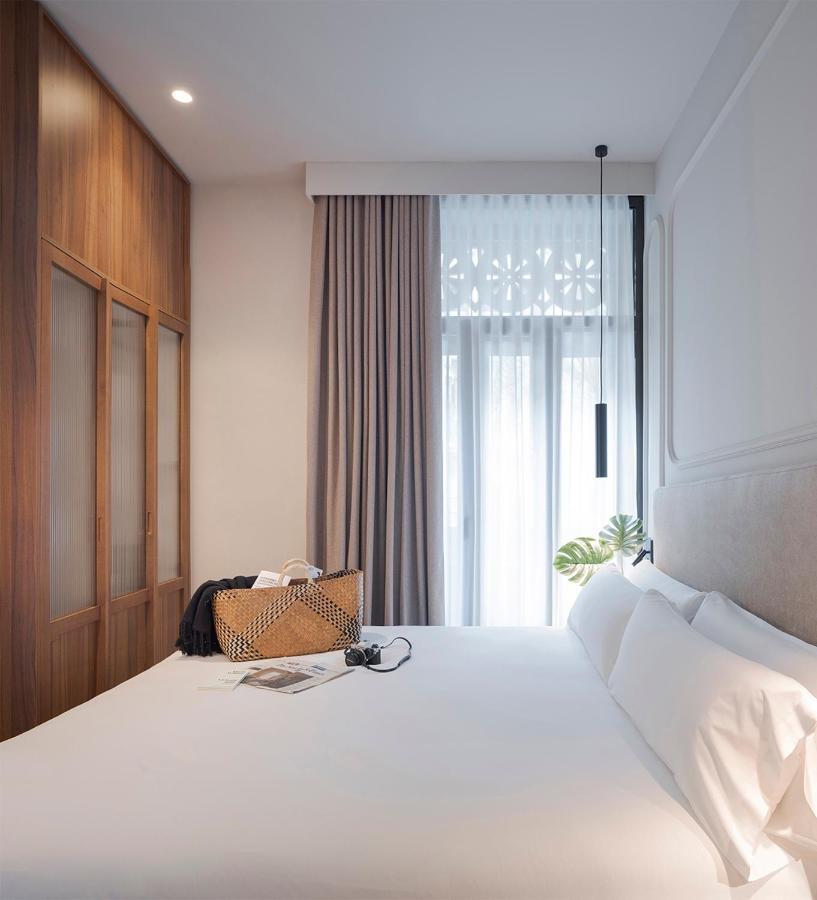 Oliveira Rooms Valence Extérieur photo
