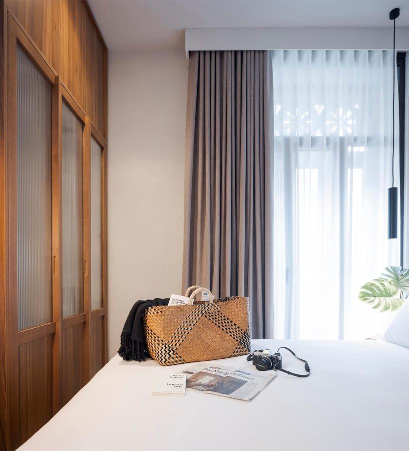 Oliveira Rooms Valence Extérieur photo